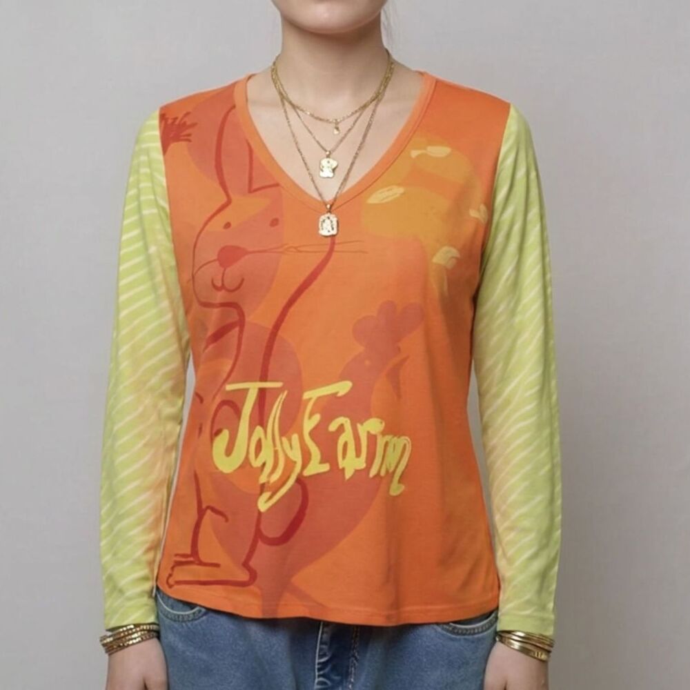 Custo Barcelona 2000s Indie Sleaze Longsleeve Graphic V-Neck Tee